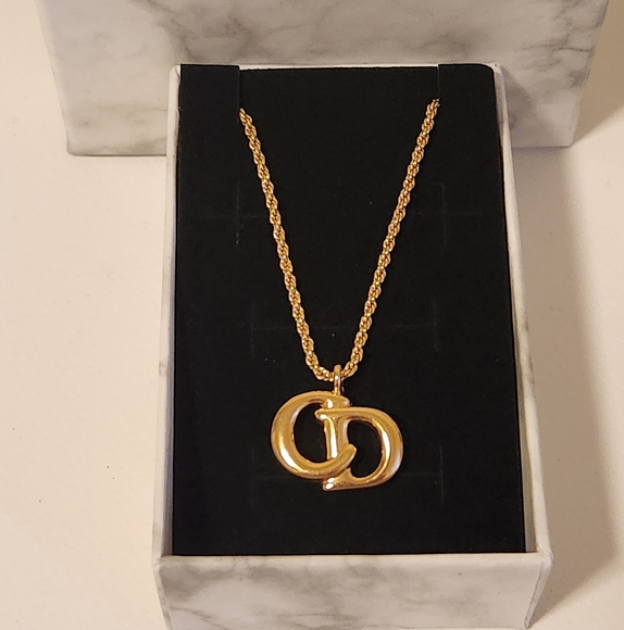 CHRISTIAN DIOR Vintage CD Logo Gold Plated Necklace - Picture 1 of 5